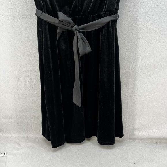 Draper James Dress Women's 2XL Black V-Neck Sleeveless Classic Little Black NWT - Picture 7 of 14